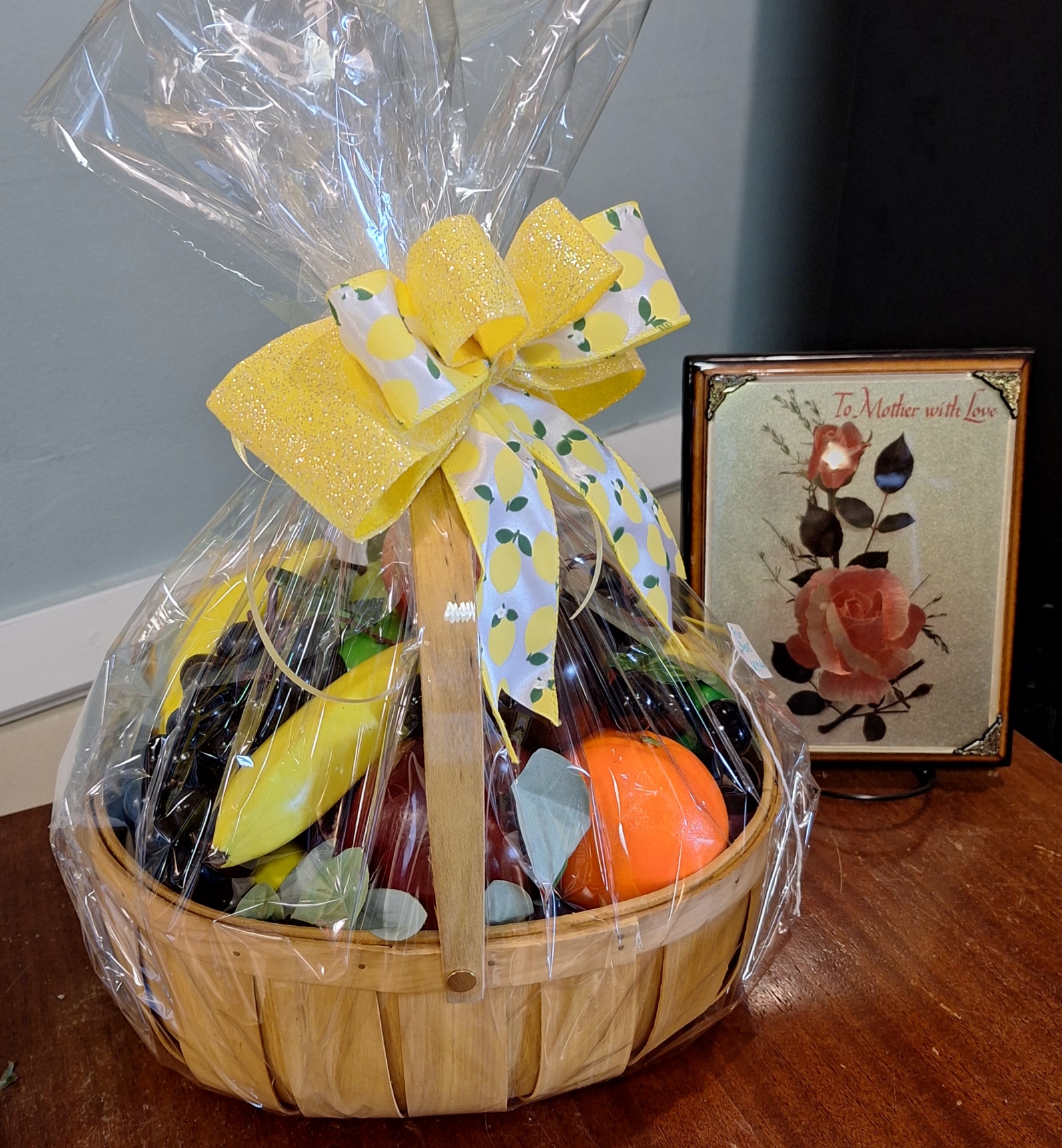 Gourmet Fruit Basket